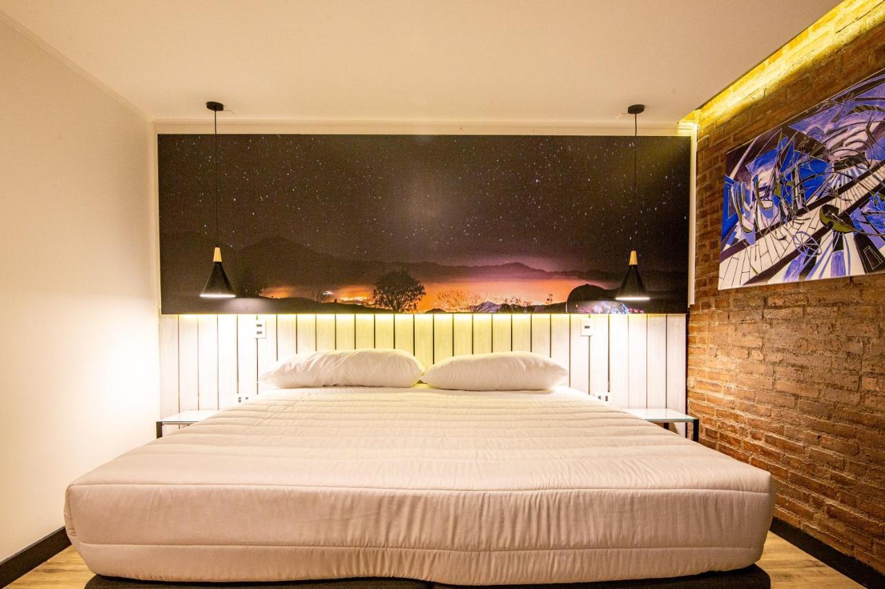 Hostal Boutique Black Cat Santiago Dış mekan fotoğraf